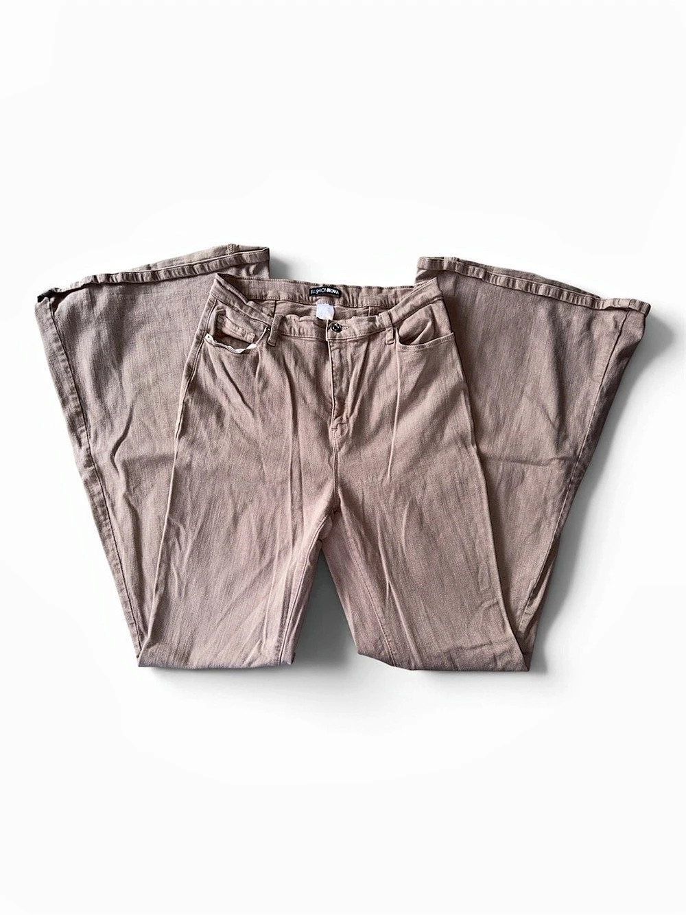 Fashion Nova Cargo Shorts in Pink Size Small Like New